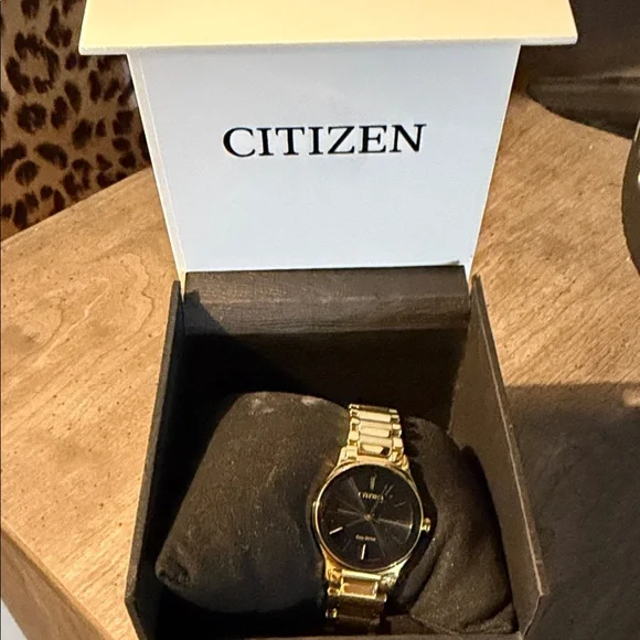 Citizen Gold and Black Women's Watch - Picture 4 of 4